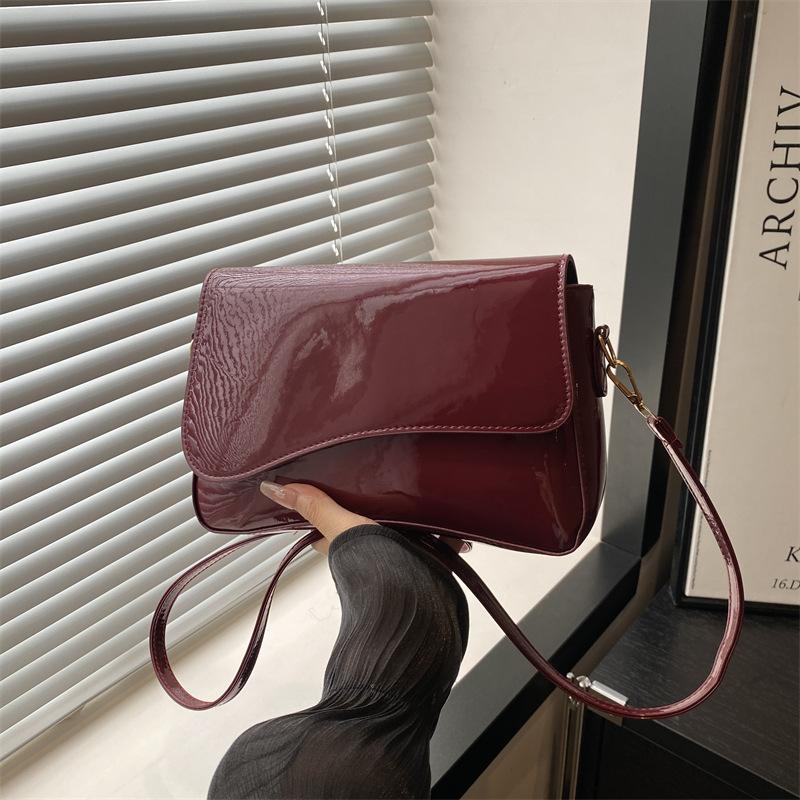 This year's popular small bag women's summer new fashion simple shoulder messenger bag retro small square bag