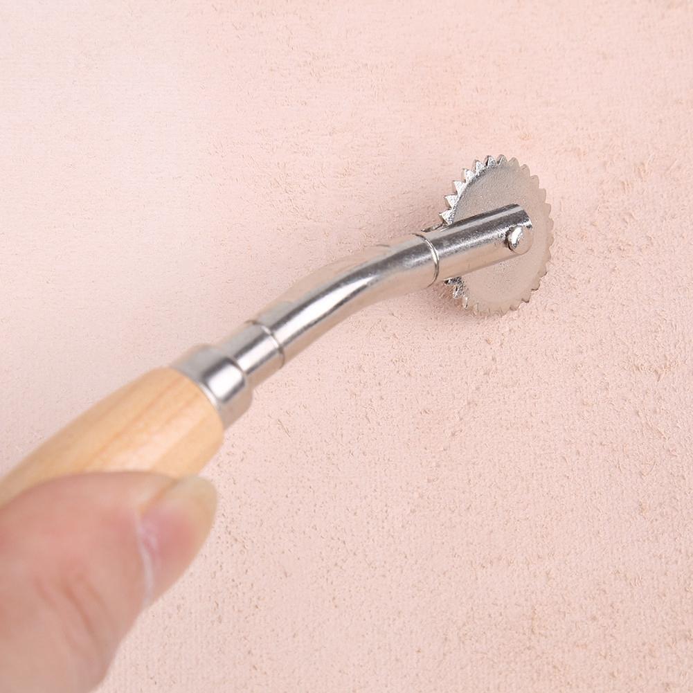 17 Pcs Leather Tools DIY Hand Stitching Kit with Groover Awl Waxed Thimble Thread for Sewing