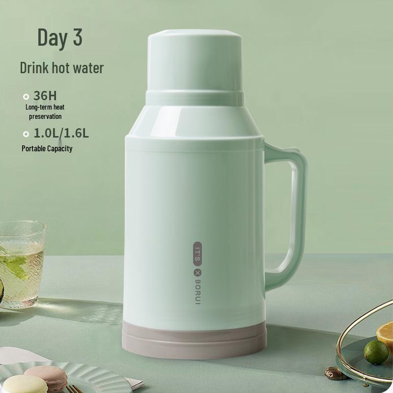 Insulated Outdoor Water Bottle: Large Capacity for Hot & Cold Drinks, Ideal for Dorm and Travel