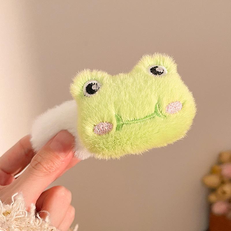 Cute Cartoon Plush Heart Hair Clip – Girly Side Bangs Bendy Accessory