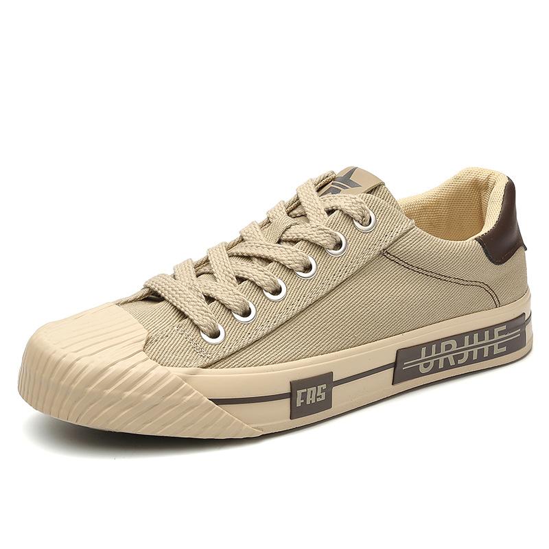 Nya Vår Herrskor Nischdesign Lätt Lyx Mode Casual Herr Trendiga Skor Bekväma Platta Mångsidiga Herrskor