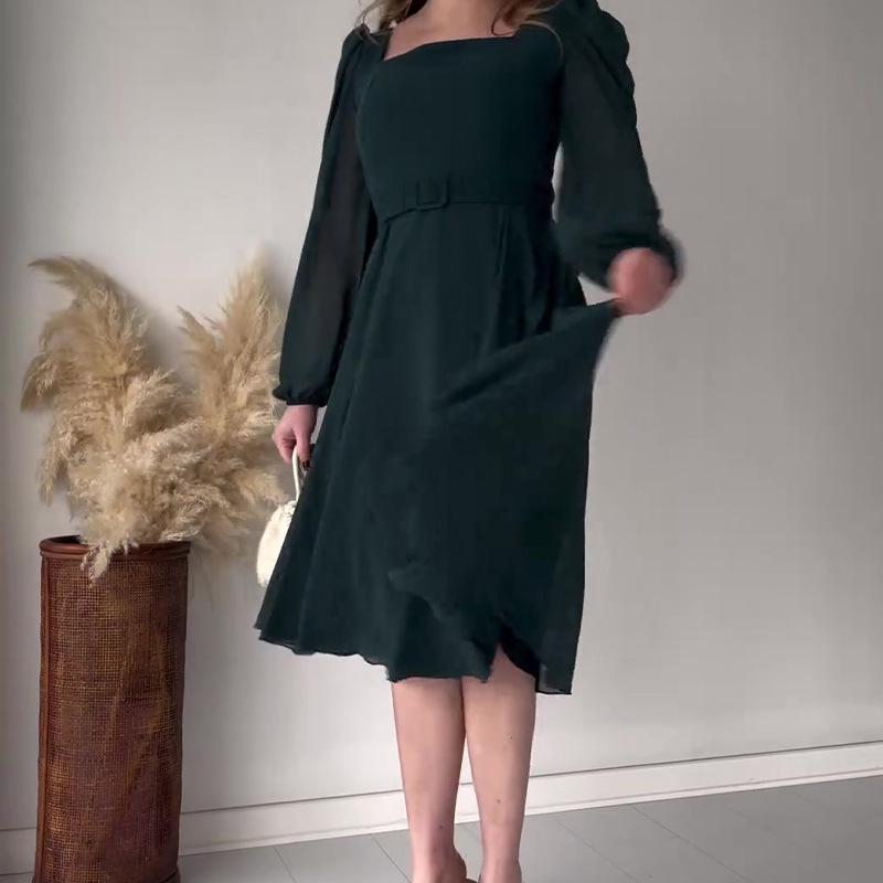 2024 Autumn European & American Retro Solid Color Square Neck Elegant Long Sleeve Dress
