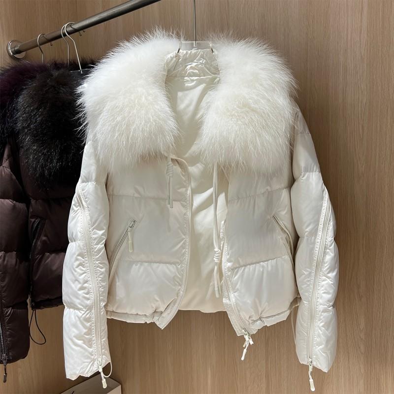 Womens Short Down Coat With Real Fox Fur Collar Lightweight Luxury Design Warm Winter 2026