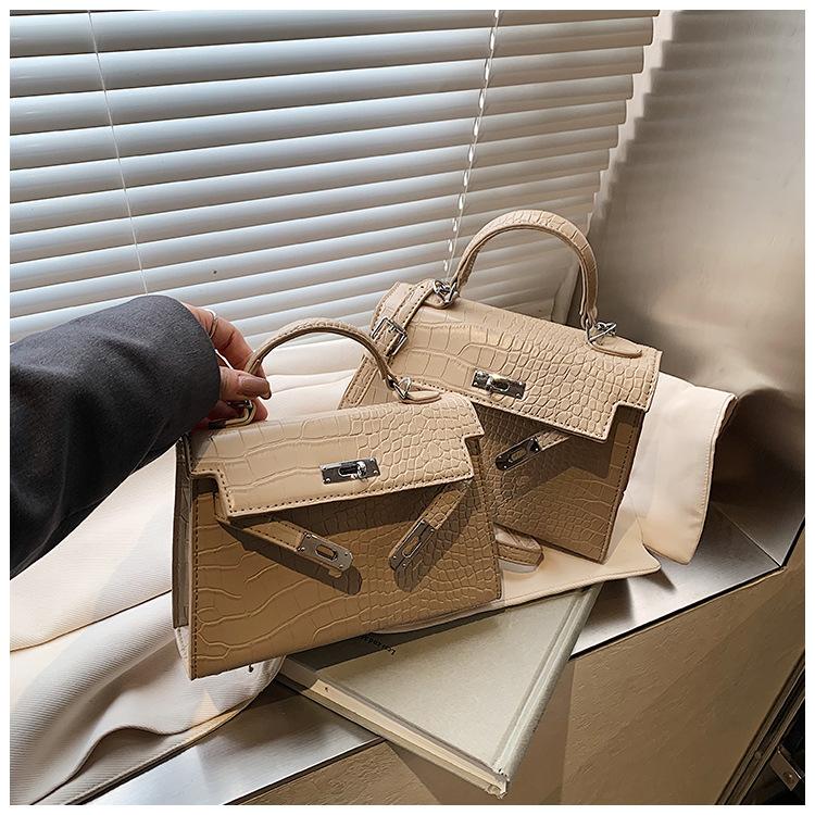 

Женская новая универсальная сумка через плечо, повседневная сумка-мессенджер Small хаки