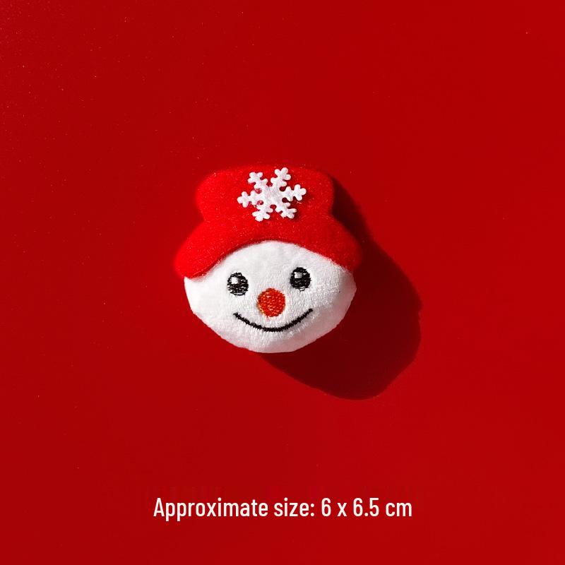 Women’s Cute Christmas Plush Doll Brooch - Festive Pin for Sweaters, Scarves, or Bags