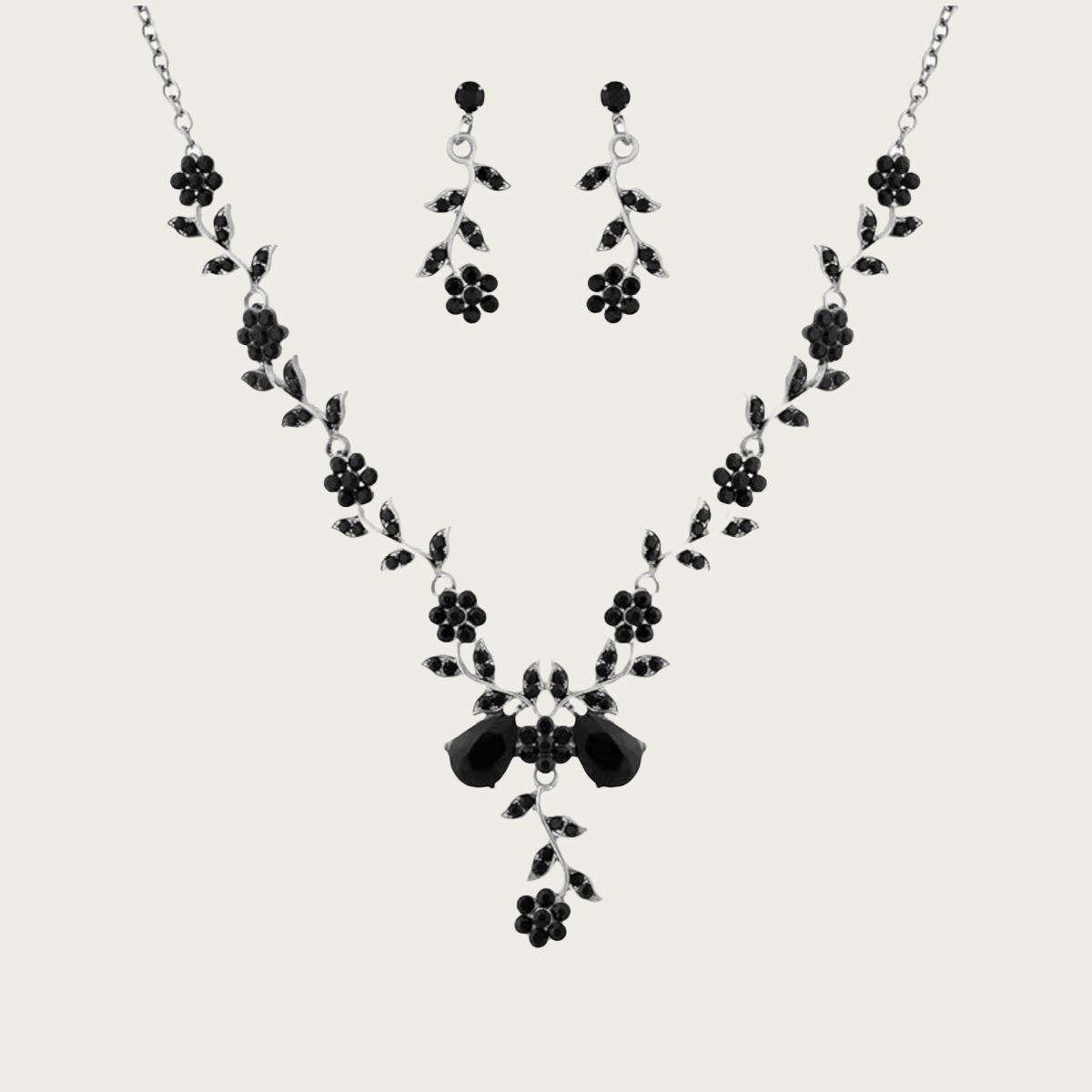 

Necklace Earrings Set Accessory Set Chain