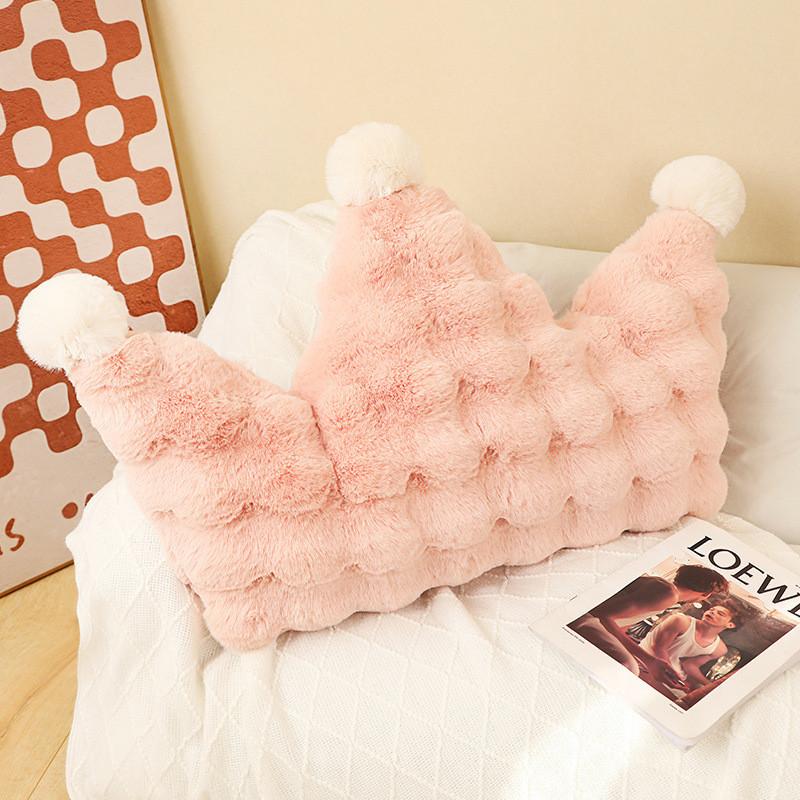 Modern Minimalist Geometric Heart Shape Throw Pillow With Plush Cover For Home Decor