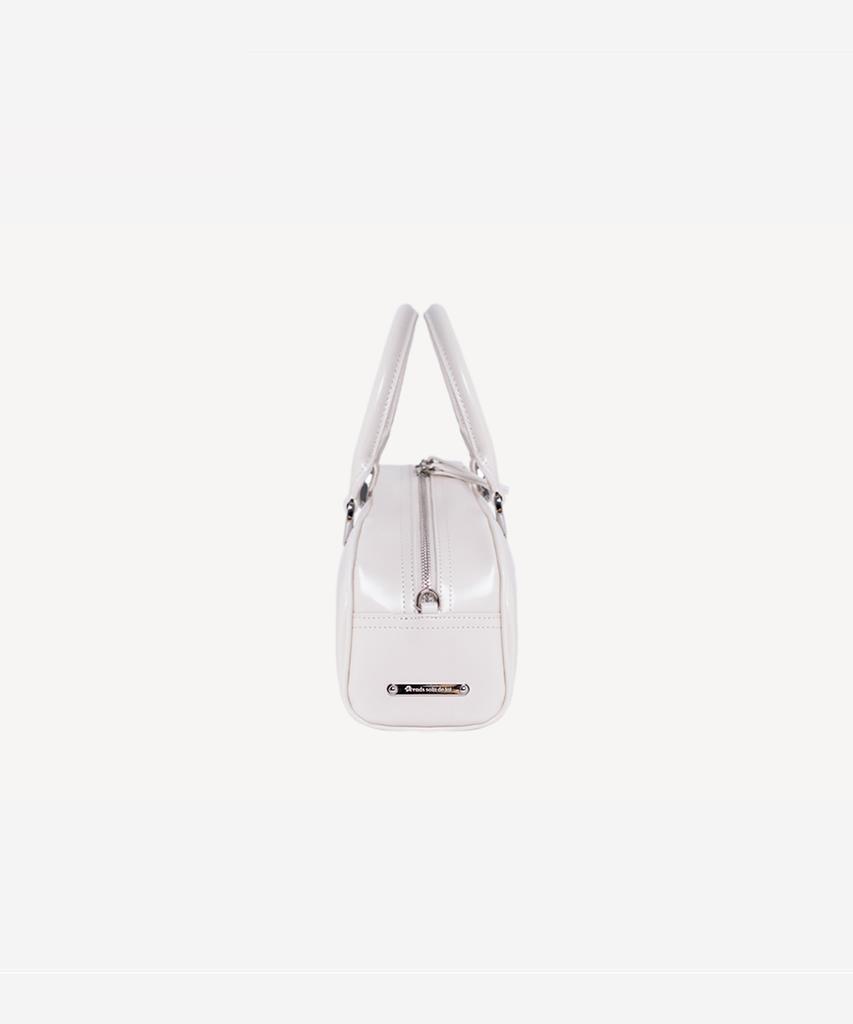 Prends Soin De Toi Half Moon Tote Bowling Bag Cream