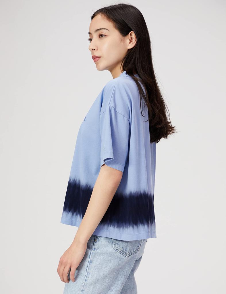 Champion Casual Short Sleeve Pale Size with a Logo and Loose Fit Women's T-Shirt, Blue, L, CW-V314, One-Point Tie-Dye Design,