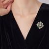 Temperament Brocade Brooch High-End Female Delicate Pearl Flower Brooch Anti-Light Buckle Pin Clothing Accessories