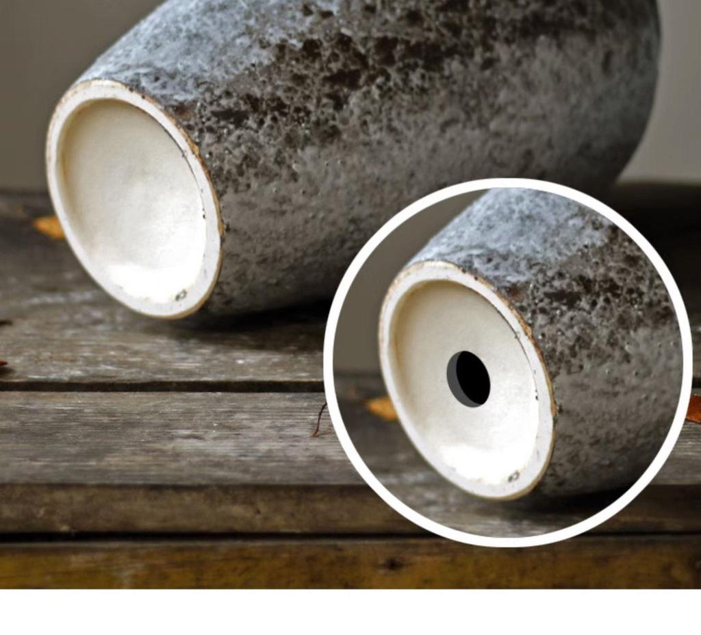 Wabi-Sabi Retro Chinese Ceramic Jar: Distressed Decorative Vase for Entrance, TV Cabinet, or Flower Arrangement.