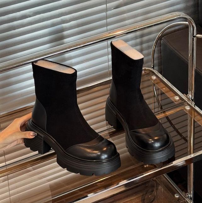 Faionable Retro Chunky Platform Boots Women's Punk Ankle Boots Leather Autumn Winter Warm Waterproof Rubber Booties Shoes