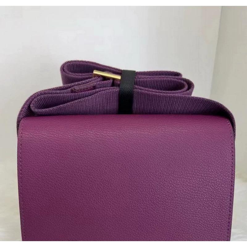 2025 New Leather Women's Bag Goat Pattern Leather Men's and Women's Same Clogs Wide Shoulder Strap Epoxy Leather Color Buckle Cross-border Wholesale