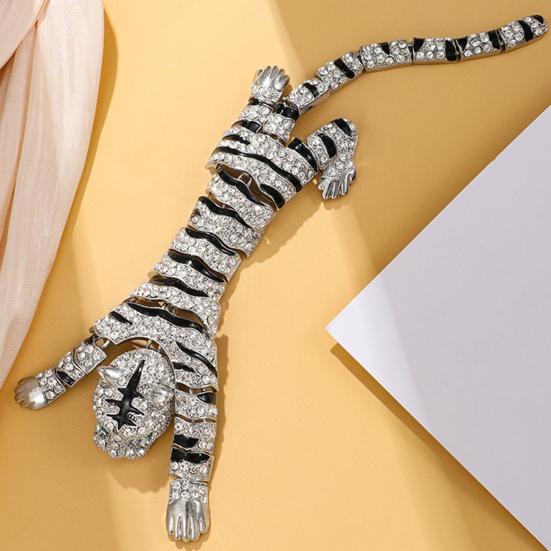 Yousheng Brooch Pin Shiny Rhinestones Inlaid Tiger Shape Badge Rust-Resistant Lightweight Bendable Tiger Brooch Fashion Accessories