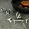 1pc Little Animal Metal Chopstick Holder Creative Sausage Dog Dining Table Small Decoration Hotel Restaurant Chopstick Pillow