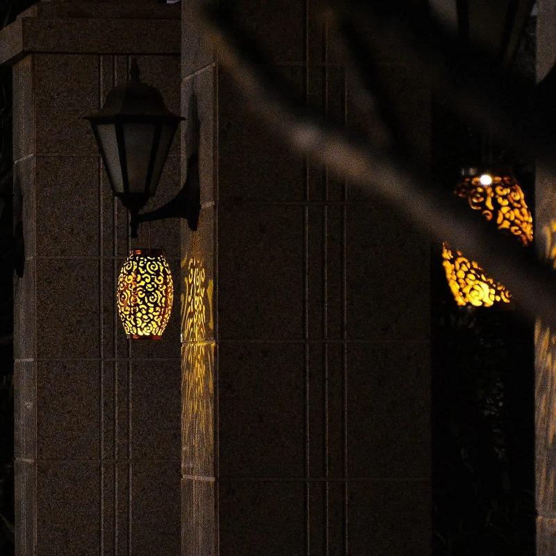 Solar Lanterns Hanging Solar Lights Outdoor with Handle Metal Waterproof Decorative Solar Garden Lights for Patio Porch Pathway