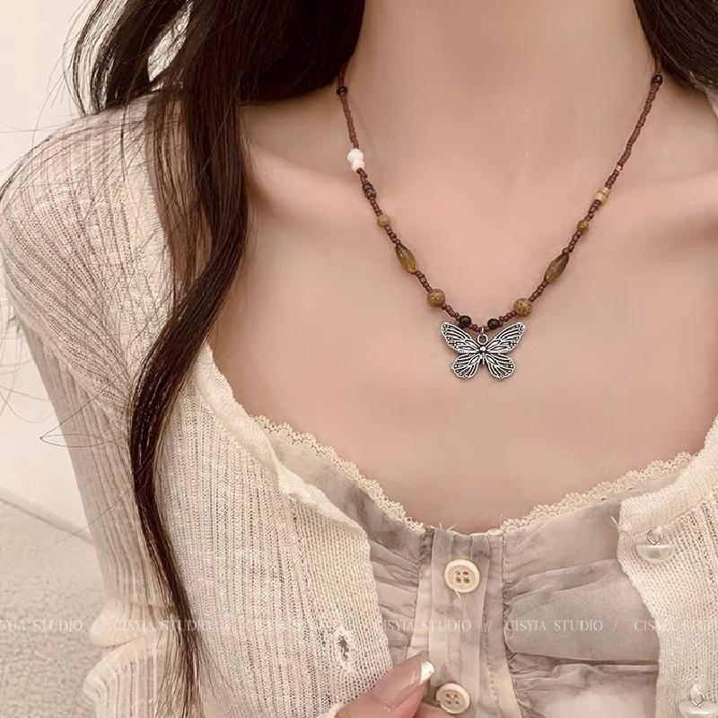 Trend Fijne Sieraden Hals Hangers Boheemse Stijl Touw Ketting Blad Veer Patroon Hanger Voor Vrouwen Mannen Retro Feest Halskettingen