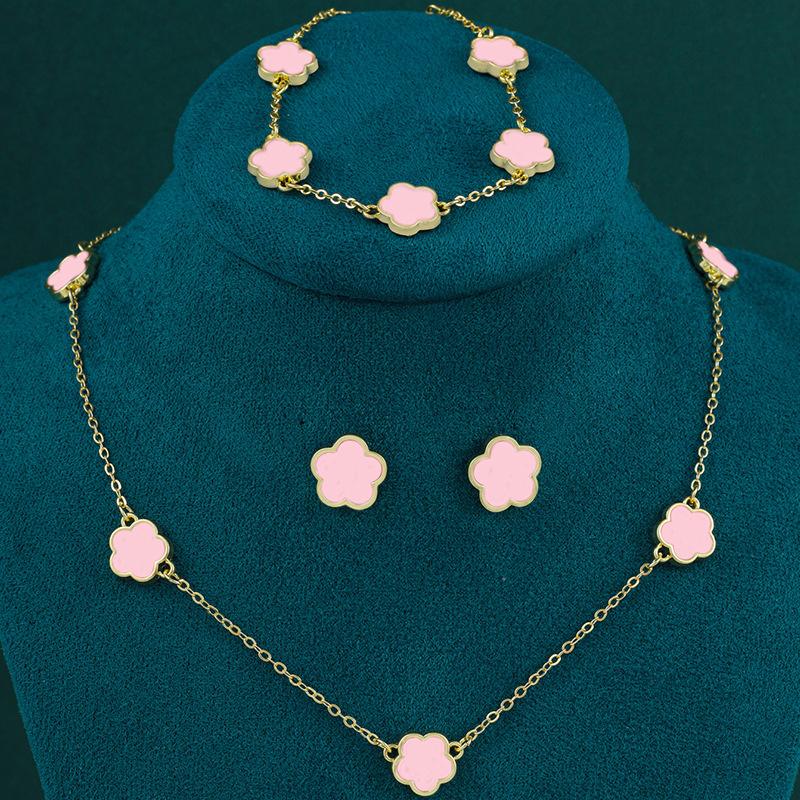 Nuovo Set Collana con Ciondolo a Fiore a Cinque Petali Portafortuna Multicolore più Venduto e Bracciale per Donna Regalo Gioielli Trendy Set Gioielli per Feste