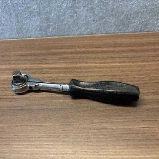 Snap-on Tools  3/8" Drive Hard Grip Compact Round Swivel Ratchet FHCNFD72 Black