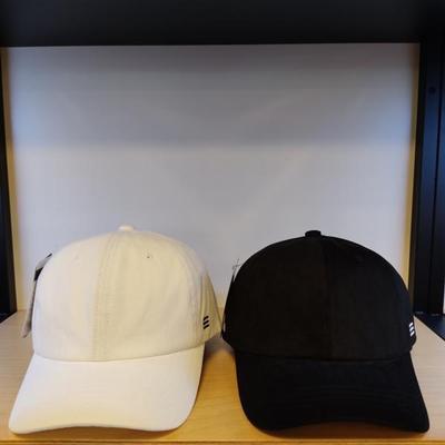 Black Reclusive Dye Ball Cap BK15UCW010