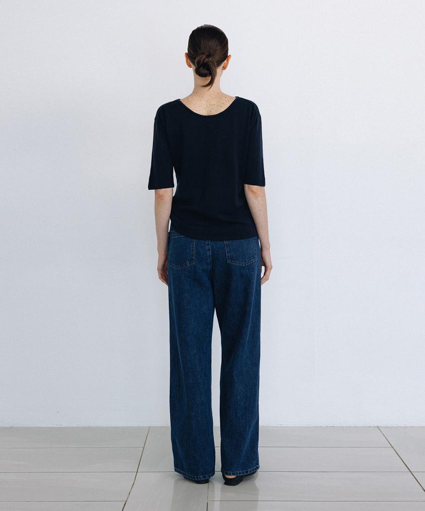 Beullaengkeulumumeon Boat Neck Half Knit_Navy
