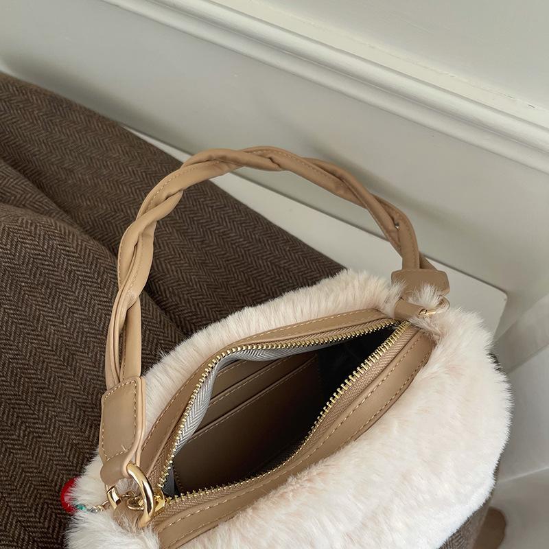New Niche Design Cherry Fur Bag Fluffy Chain Bag Knitted Handheld Crossbody Bag for Women