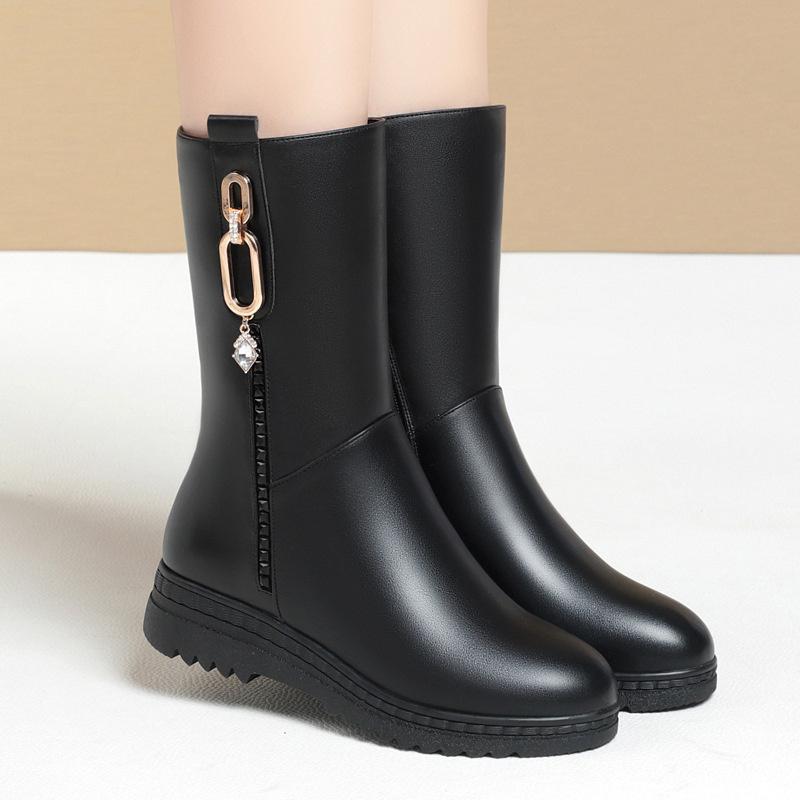 Winter Women Comfort Soft Leather Boots Flat Solid Middle Boots Warm Snow Boots Fashion Non-slip Warm Thick-soled Boots