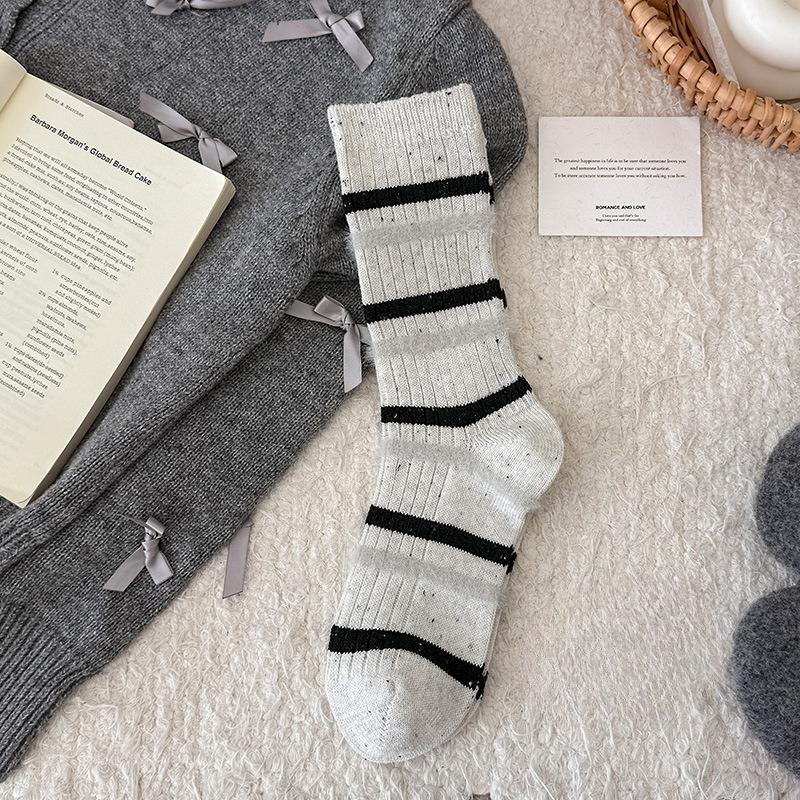 Grey Wool Socks, Autumn and Winter Socks, Women's Mid-calf Socks, Boneless Socks, Warm Thickened Striped Pile-up Long Socks