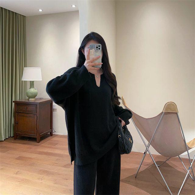 Light Knit Autumn-Winter V-Neck Sweater & Wide-Leg Pants Women’s Set