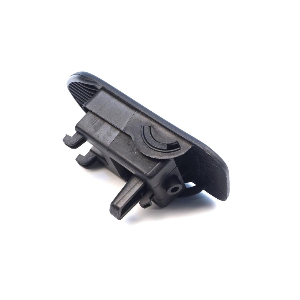 EDP1022 Uchwyt pokrywy schowka na rękawiczki Przycisk otwierania Czarny 735617527 dla Fiat Tipo Type 356 Egea