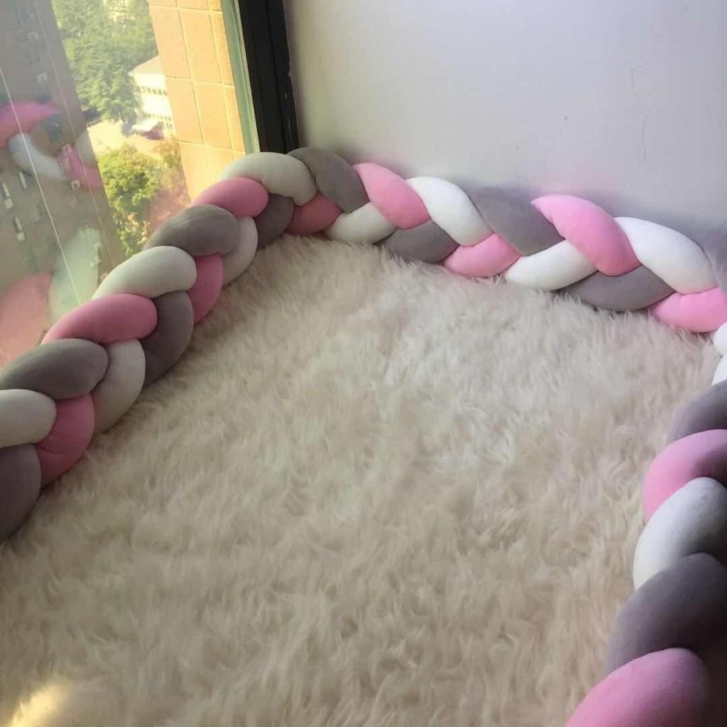 

Versatile Handcrafted Baby Crib Guard With Adjustable Height And Soft Twisted Design For Safety