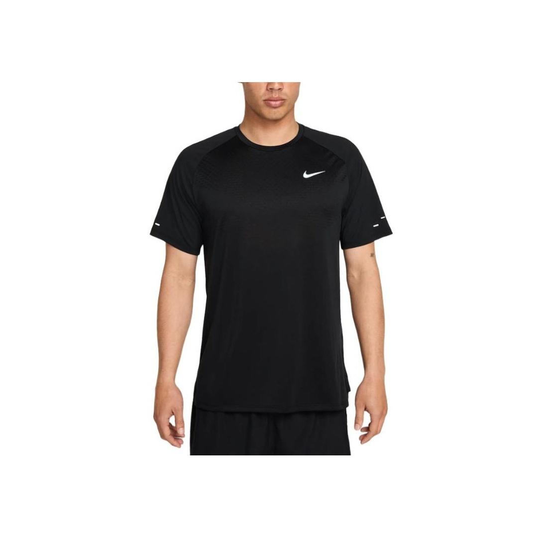 

Nike Футболка мужская свободная с круглым вырезом и принтом логотипа, короткий рукав, реглан, черный цвет HV5204-010 XL