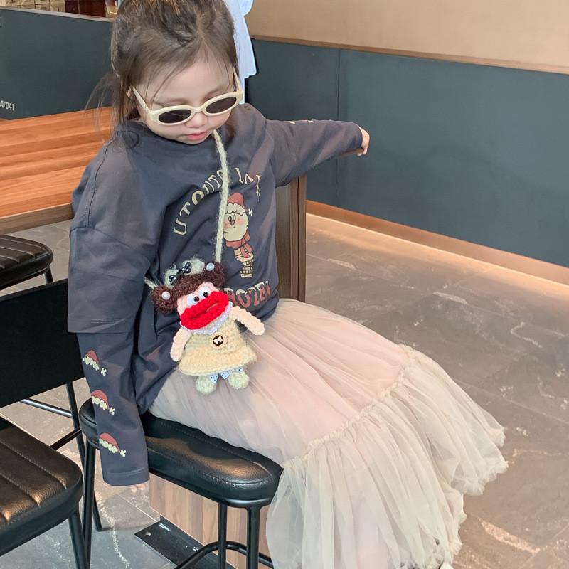 Adorable Cartoon Sausage Style Crochet Shoulder Bag For Kids With Breathable Yarn Material