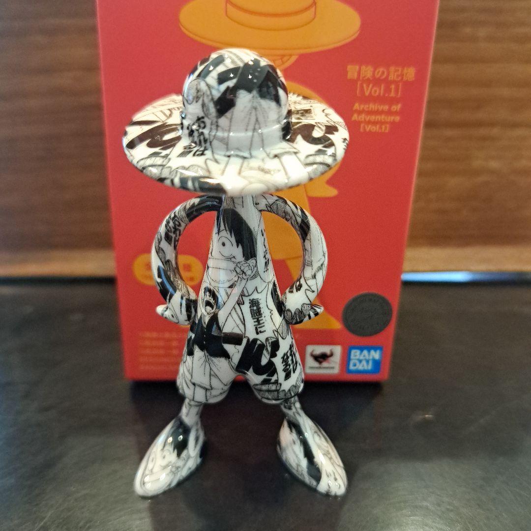 

[USED] One Piece Luffy Figure Monochrome Pirate King