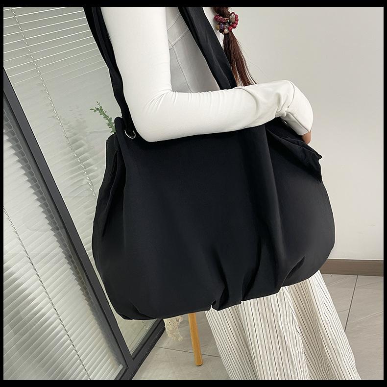 Japanese Retro Work Bag Trendy Canvas Bag Large Capacity Multifunctional Messenger Bag
