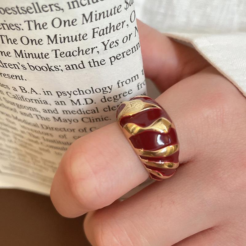 New Fashion Resin Acrylic Geometric Adjustable Ring for Women Punk Silver Color Rivet Big Thick Rings Gothic Jewelry