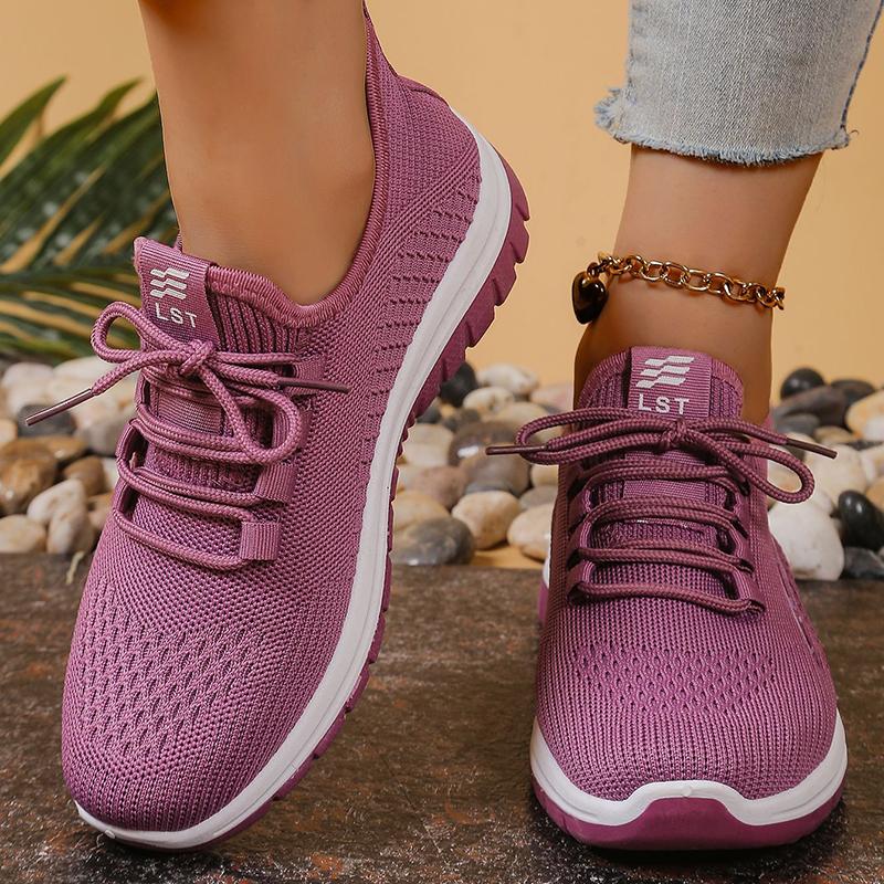 Fashion Women's Soft Sole Breathable Mesh Sneakers Lightweight Non Slip Casual Sports Shoes for Women Comfort Slip On Knitted Sneakers