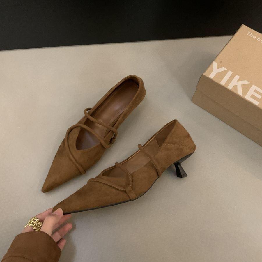 Französische Retro-Wildleder spitze Zehen dünner Absatz Mary Jane Einzelne Schuhe Damen 2025 Frühling neue Pendler Kitten- und Abendschuhe
