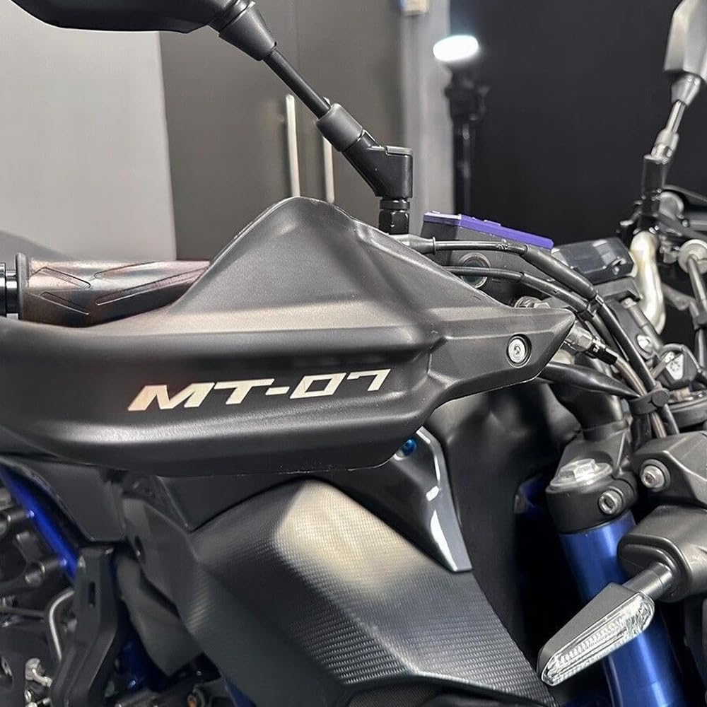 FOR MT07 Mt07 2025 New Accessories Handlebar Hand Guards Motorcycle Hand Guards Windshield Handlebar Protector Windshield Hand Guards MT-07 [Used]