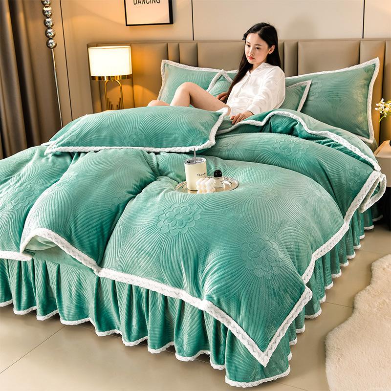 Class A Maternal And Infant Grade High-Gram Carved Fleece Milk Fleece Bed Skirt4-Pcs Set, Winter Double-Sided Fleece Quilt Cover