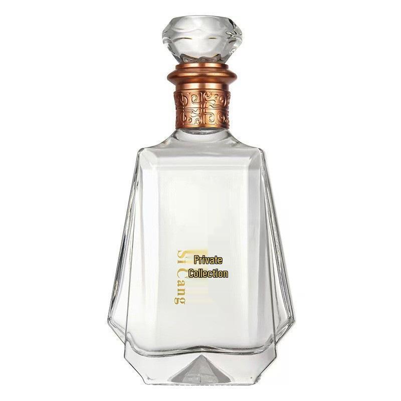 Sticlă Elegantă de 500ml pentru Baijiu - Transparentă, Alb Cristal, Ideală pentru Colecția Privată de Vinuri.