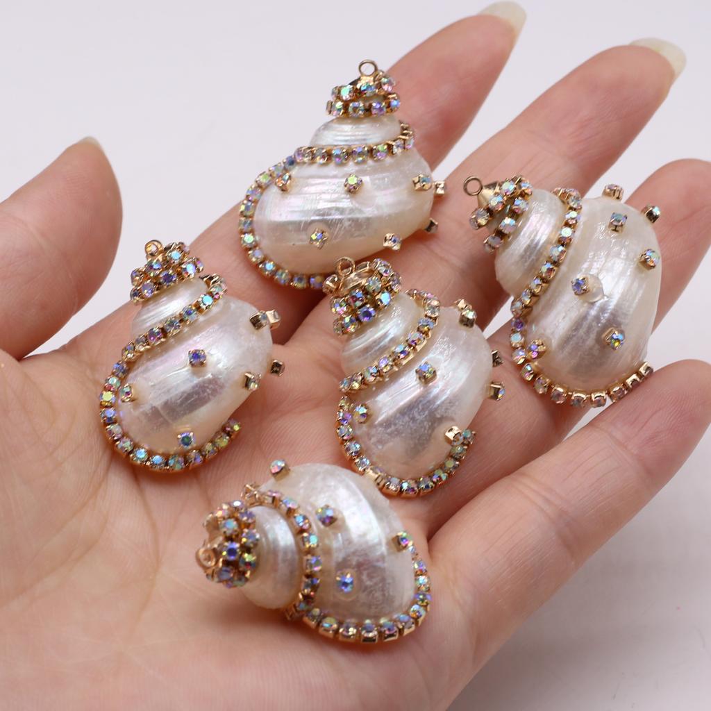 4Pcs Peeled Snail Pendant Golden Artificial Drilling Shell With Diamond 28x30-30x35mm For Jewelry Making DIY Necklace Bracelet Earrings Accessory