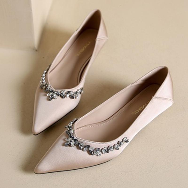 Fashion Elegant Pointed Toe Crystal Low Heel Pumps Women Comfort Shallow Brand Designer Shoe Luxury Wedding Bridal Shoe Zapatos De Mujer