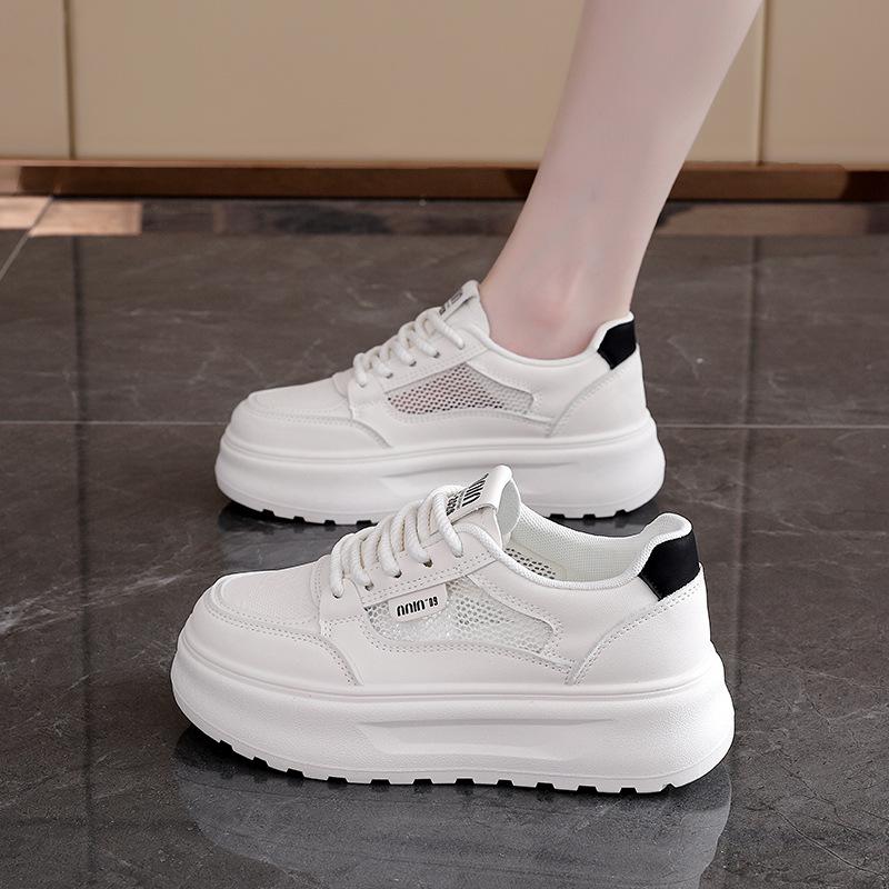 

2025 summer little white shoes new Korean version ins female students platform heightening sports board shoes casual shoes female 261-1 35