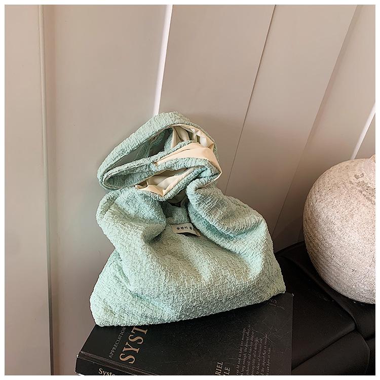 Large Capacity Bag Commuter Women's Messenger Bag New Cloth Bag Shoulder Leisure Student Tote Bag