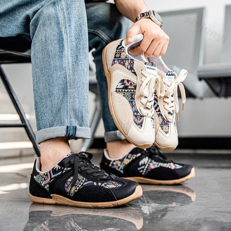 Modisches Retro-Print-Design Low-Top Casual Sportschuhe für Herren 2025 Herbstmode-Trend Vielseitige Bequeme Rutschfeste Schnür-Sneaker