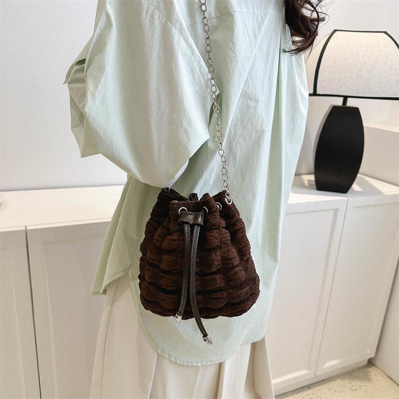 Chic Canvas Bucket Bag For Women Trendy Summer Shoulder Bag With Chain Strap