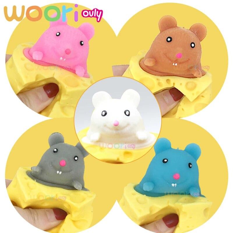 Vyskakovací legrační myš a sýrový blok mačkací antistresová hračka postavičky na schovávanou úleva od stresu fidget dárek pro děti dospělé