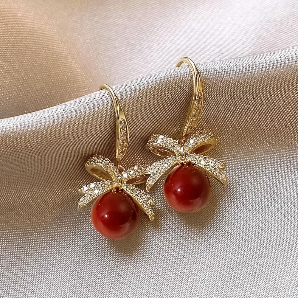 Simple Zircon Butterfly Earrings Light Luxury High-end Stud Earrings Temperament Fashionable Sweet Pearl Earrings Women