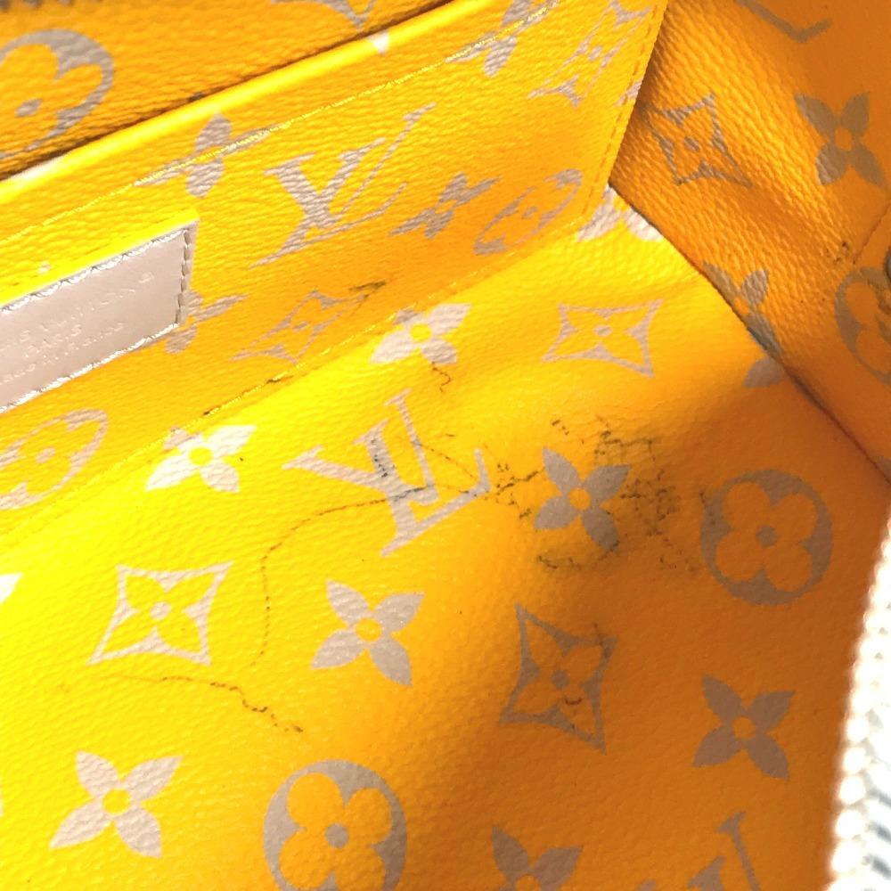 Louis Vuitton M24536 Monogram Glow Locker Dopp-Kit Pouch Clutch bag